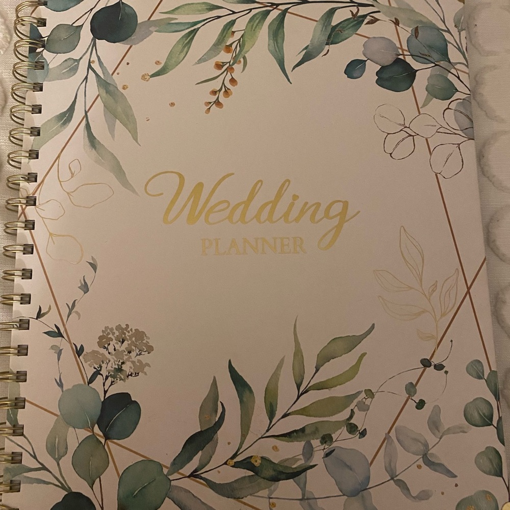 Elegant Wedding Planner with Floral Design